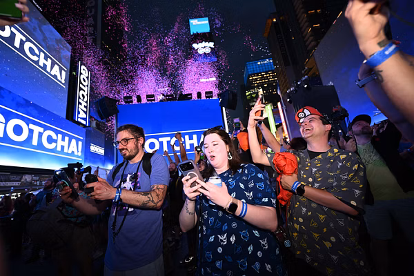 Pokémon GO célèbre son dixième anniversaire à Times Square